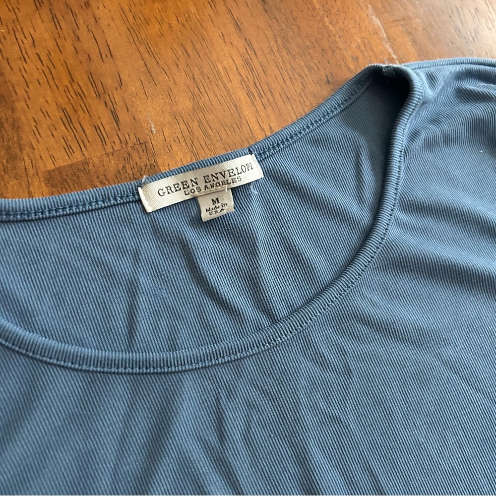 Blue Ribbed Ruffle Sleeve Top | Womens Medium | Soft Stretch Tee |Green Envelope - Picture 2 of 7